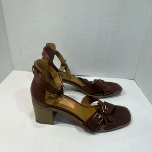 G.H. Bass & Co. Brown Leather Block Heel Sandals